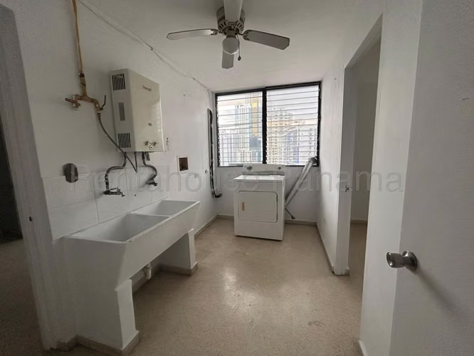 VENTA DE APARTAMENTO EN MARSELLA MARBELLA HQ