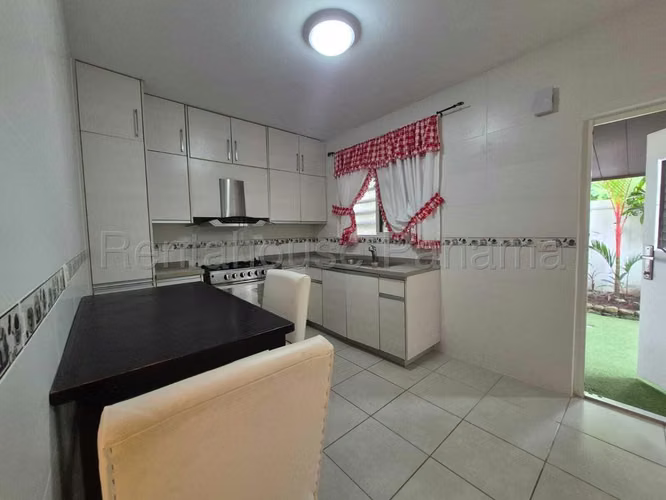 ALQUILO casa en Ph Aventura en Paseo del Norte