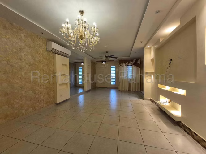 ALQUILO casa en Ph Aventura en Paseo del Norte