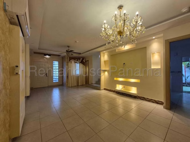 ALQUILO casa en Ph Aventura en Paseo del Norte
