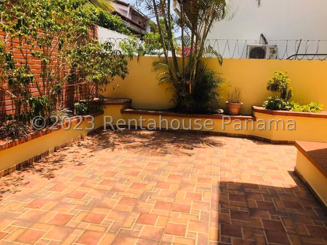 Vendo Casa en La Alameda KA26-2865