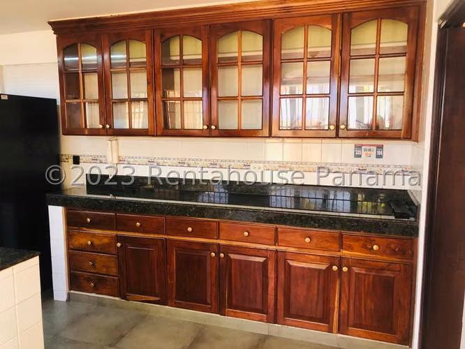 Vendo Casa en La Alameda KA26-2865