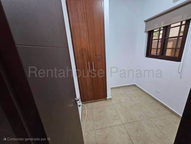 Alquilo Casa en Costa Sur KA27-164