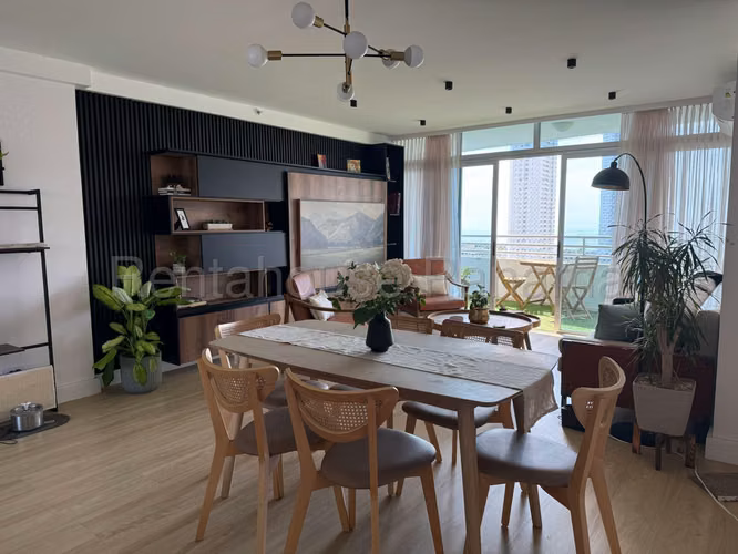 Alquilo Apartamento en Costa del Este KA27-211