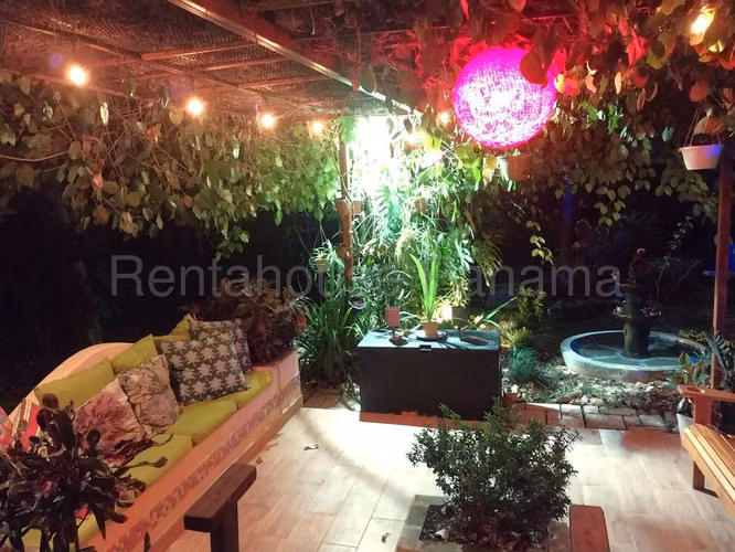 Se Vende Casa en San Carlos MDV27-393