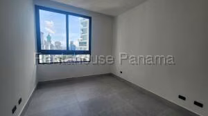 Alquiler de Apartamento con 110m2 en Punta Paitilla PH Aquapoint 27-52SR
