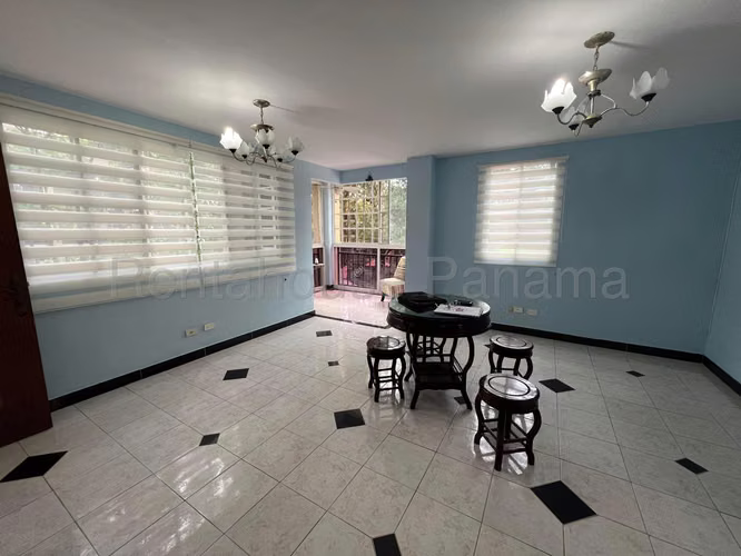 VENTA DE APARTAMENTO EN ALBROOK ABS