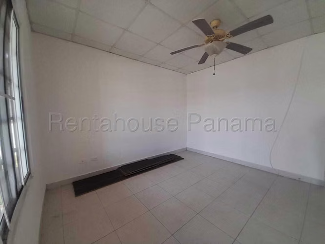 VENTA DE CASA EN MONTELIMAR CHORRERA ABS