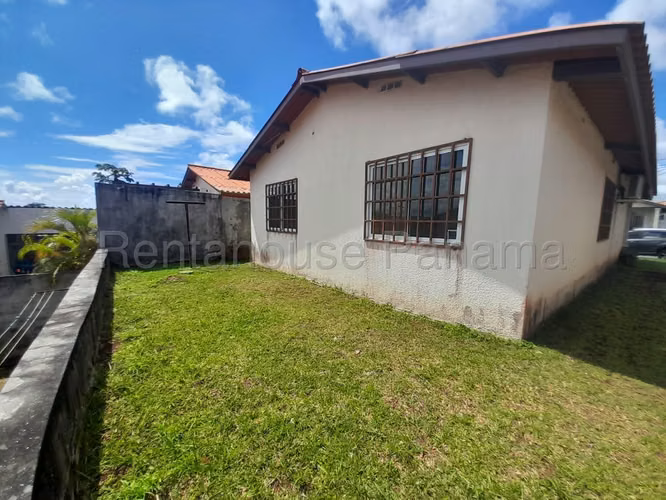 VENTA DE CASA EN MONTELIMAR CHORRERA ABS