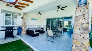 Venta de Casa con 150m2 en Coronado PH La Mare 26-2894SR