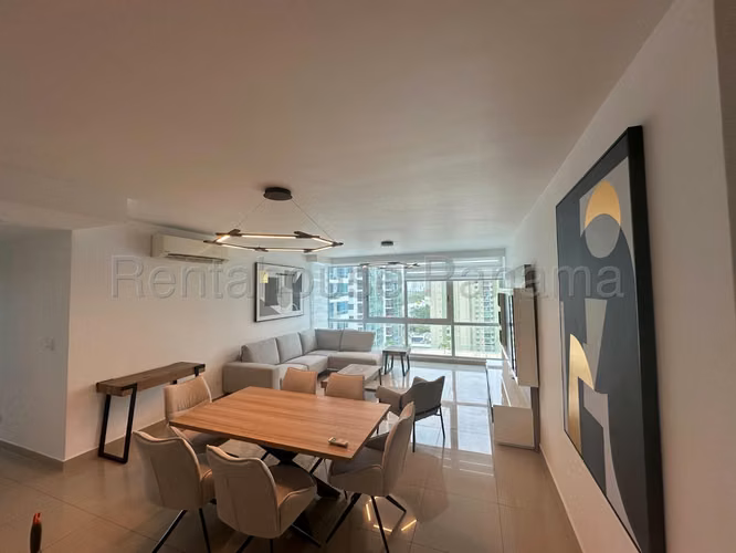 Se Vende Apartamento en Costa del Este LA26-7683