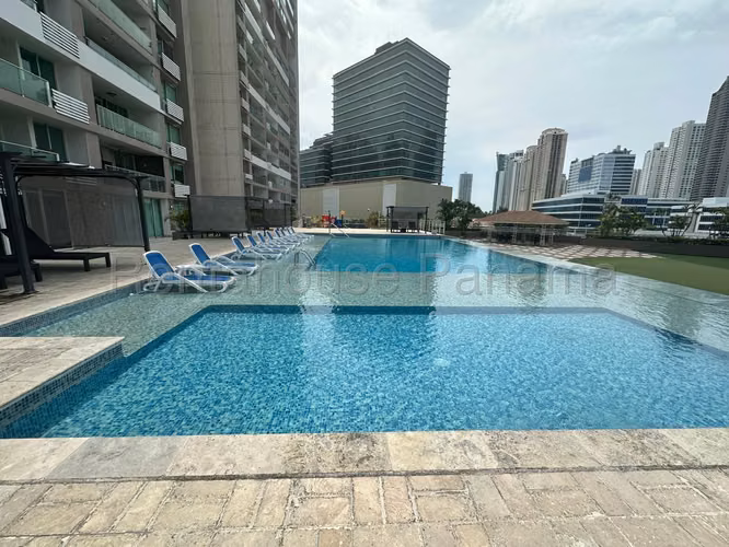 Se Vende Apartamento en Costa del Este LA26-7595