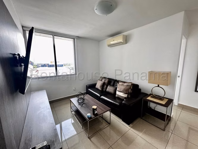 Se Vende Apartamento en Costa del Este LA26-7595