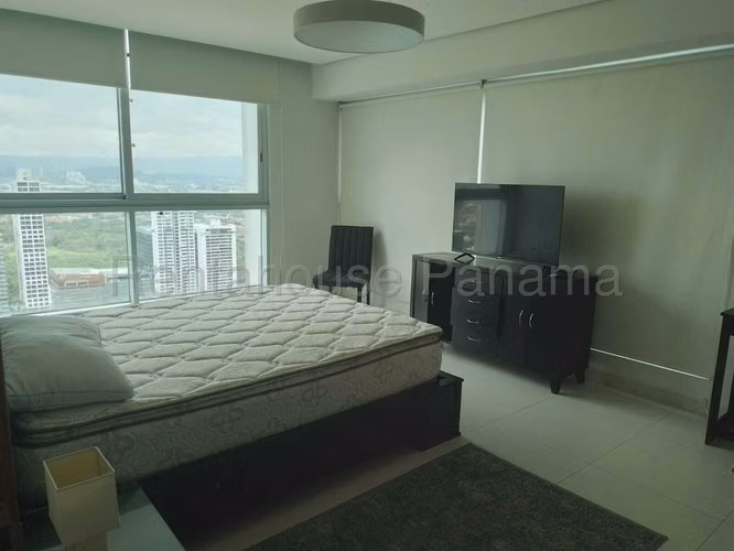 Se Vende Apartamento en Costa del Este LA27-39