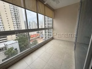 Apartamento en Venta en El Cangrejo PH Cangrejo Bay VIK-27-221