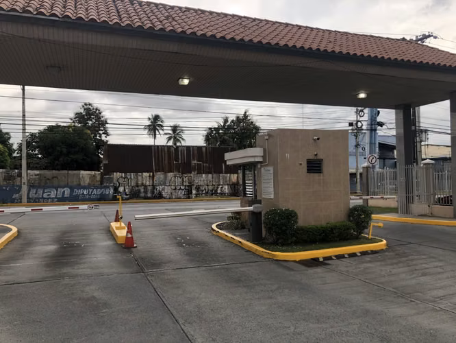 Alquiler de apartamento vacio en PH Residencial Llano Bonito