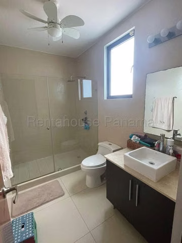 Casa en Alquiler en Panama Pacifico- River Valley. EH