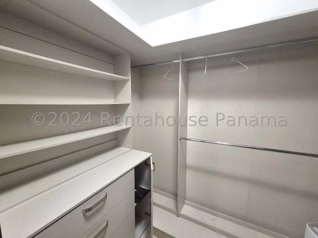 Venta de Apartamento en Costa del Este 25LBR2595