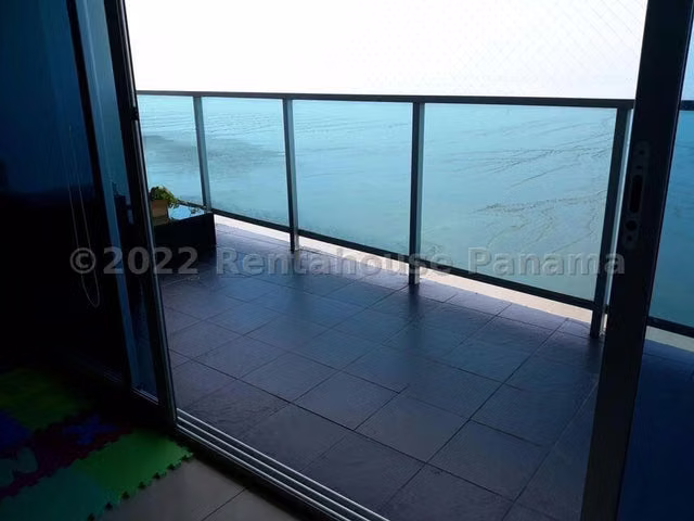Venta de Apartamento en Costa del Este 25LBR5831