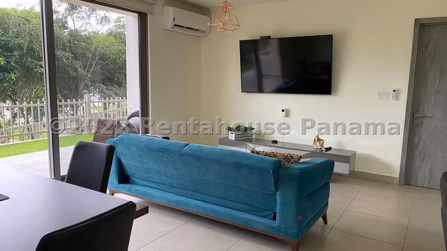 Alquiler de Apartamento Amoblado en Panama Pacifico Ph MADEIRA EC