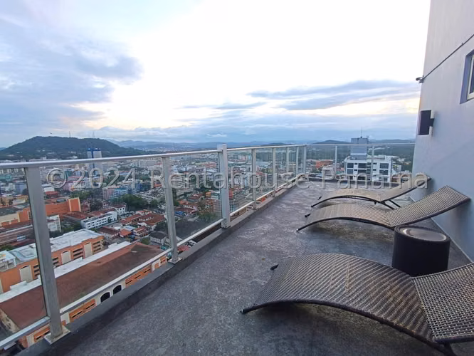 Venta de Apartamento Amoblado en Bellavista Ph Vista Balboa EC