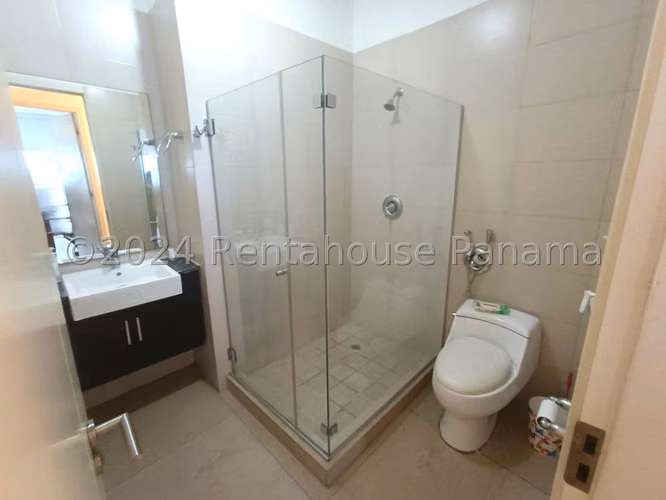 Venta de Apartamento Amoblado en Bellavista Ph Vista Balboa EC