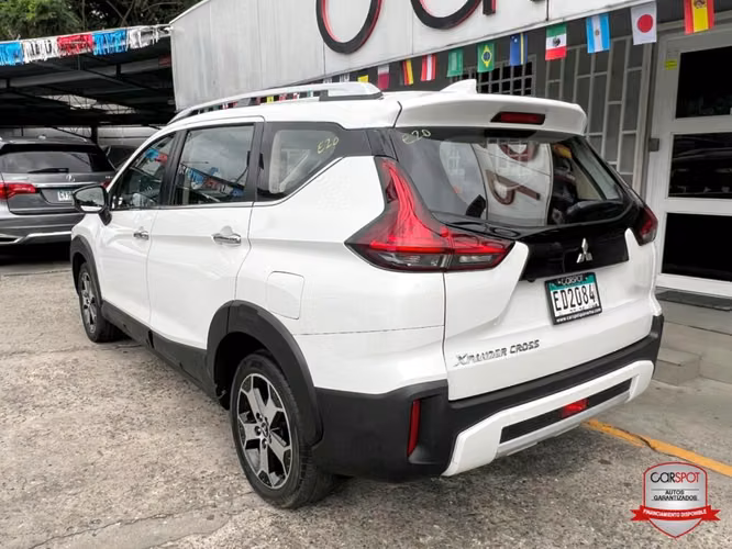 Mitsubishi Xpander Cross 2022