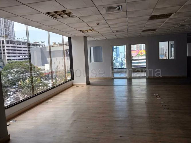 Alquiler de Oficina en El Dorado City Center Solo Cliente Directo MC