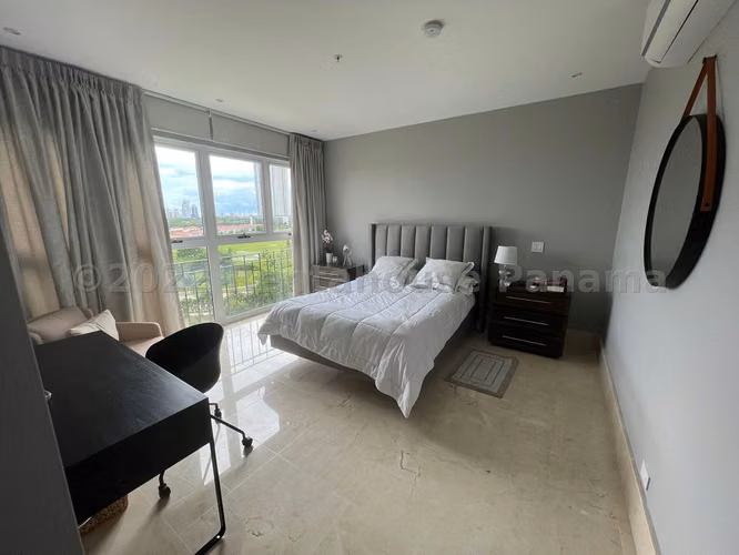 Vendo Apartamento en Santa Maria OF22-9904