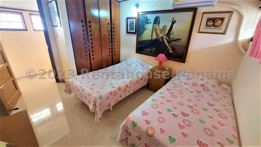 Vendo Casa en La Alameda OF26-4505