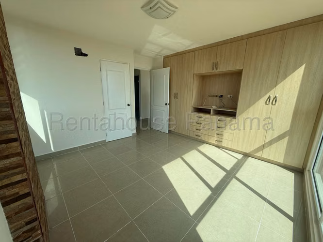 Venta de Apartamento en Chanis Ph Creta 118 Mts PD