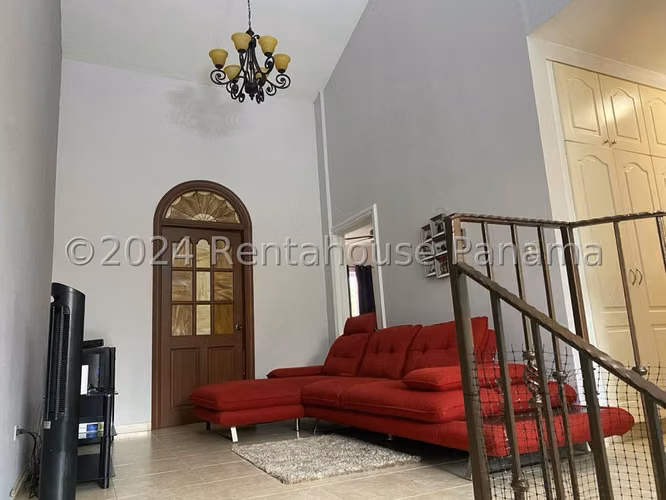 Venta de Casa en Costa del Este Palmeras del Este 304.32 Mts PD