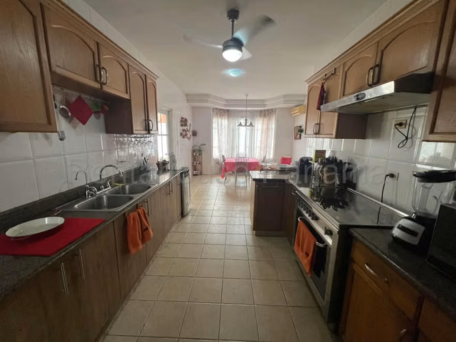 Venta de Casa en Costa del Este Palmeras del este