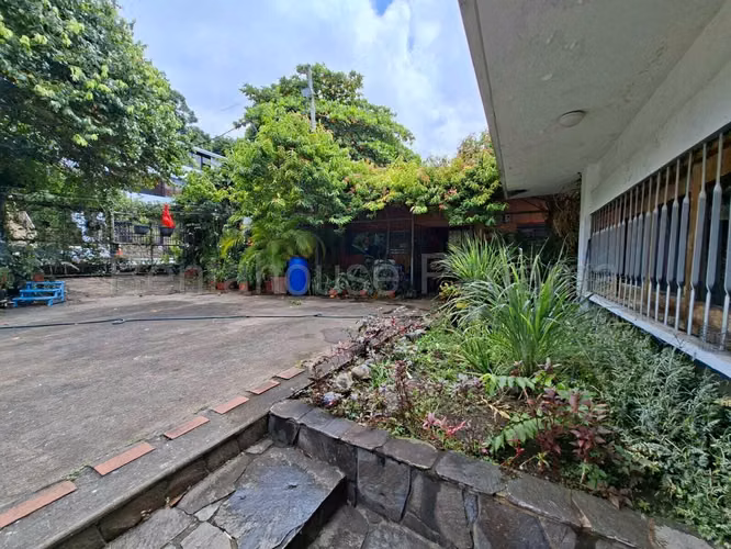 Exclusiva Casa en Venta en los Ángeles 27PPM410