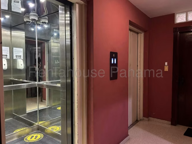 Apartamento en Venta en PH MARSELLA Marbella 27AECC409