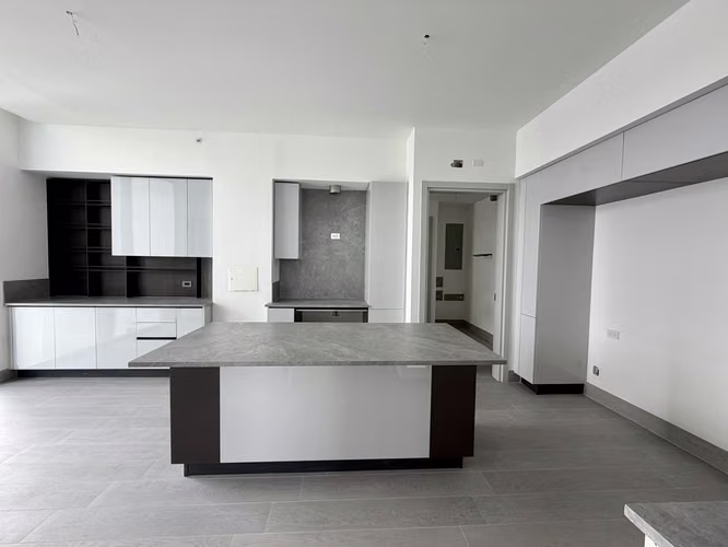 THE IVY PENTHOUSE - SANTA MARIA - VENTA