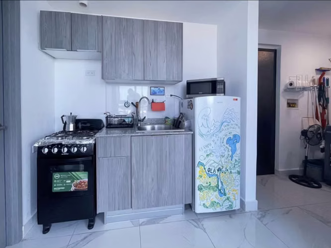 Vendo lindo apartamento amoblado , en Av. Balboa
