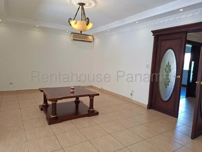 House for Sale in Costa del Este Costa Dorada Direct Client Only LFC