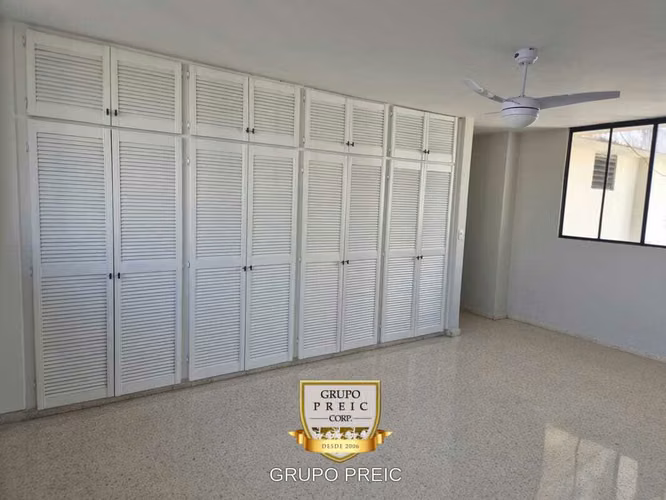 APARTAMENTO EN ALQUILER MARBELLA PH VISTA BELLA PLAZA VACIO AC