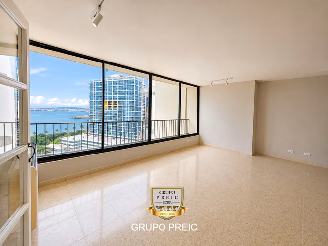 APARTAMENTO EN ALQUILER MARBELLA PH VISTA BELLA PLAZA VACIO AC