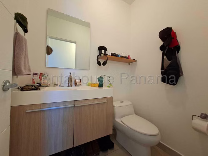 Venta de Apartamento en Avenida Balboa Ph H2O NS