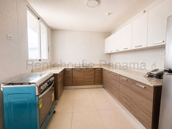 Venta de Apartamento en Condado del Rey Ph Kings Park NS