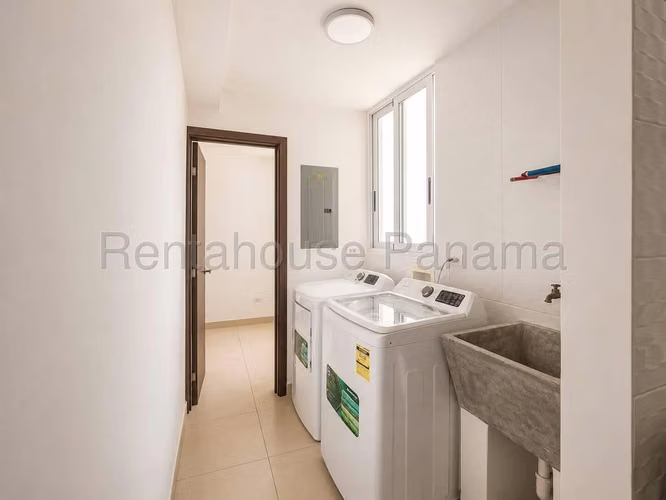 Venta de Apartamento en Condado del Rey Ph Kings Park NS