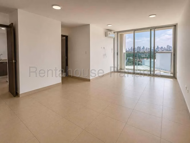 Venta de Apartamento en Condado del Rey Kings Park 27YCG401