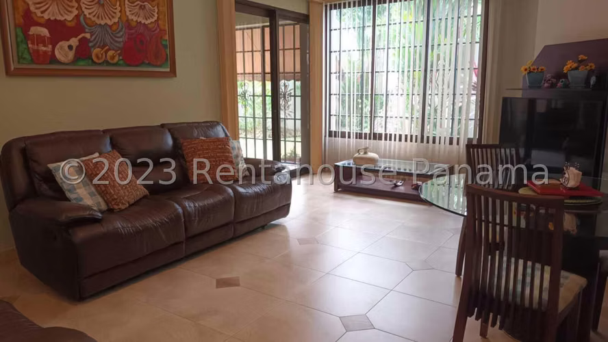 Venta de Casa en Altos de Panama NS