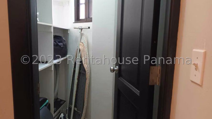 Venta de Casa en Altos de Panama NS