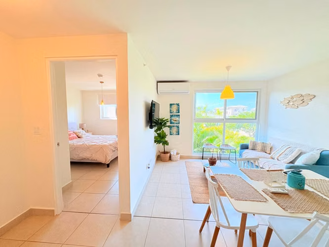 This fully furnished apartment in Playa Caracol (Chame)