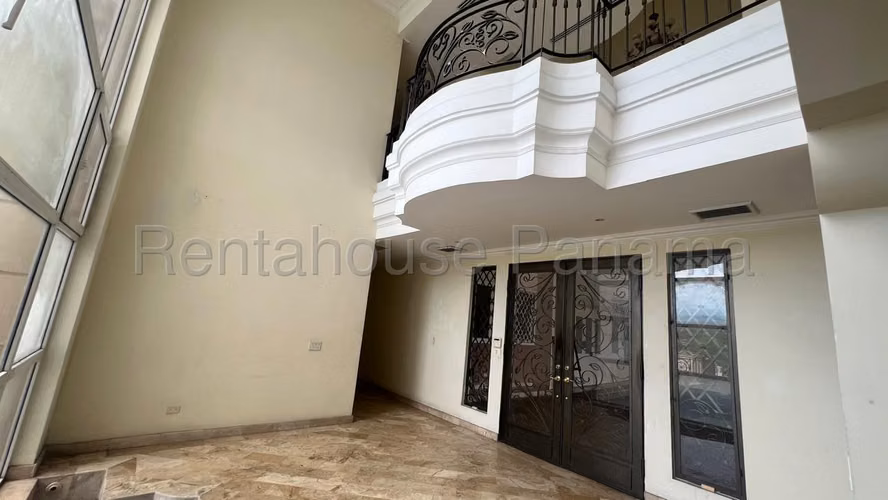 Venta de Casa de Lujo en Dos Mares DPV