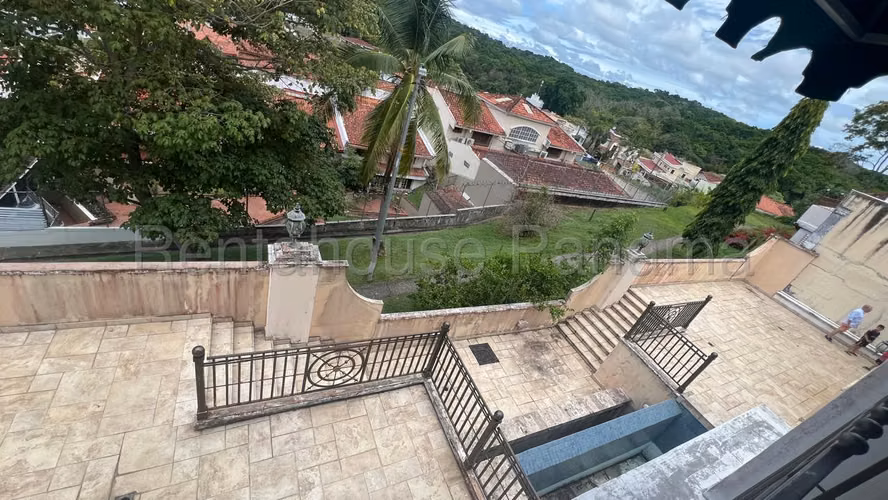 Venta de Casa de Lujo en Dos Mares DPV