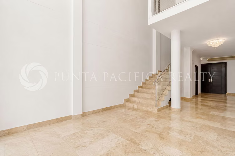 Venta | Espectacular Loft de 2 Niveles en San Francisco | 372 m² | $575K